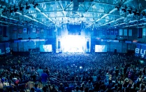 Students at a concert in the stadium. 