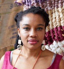 Victoria Udondian. 