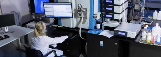 UB Chemistry Instrument Center. 