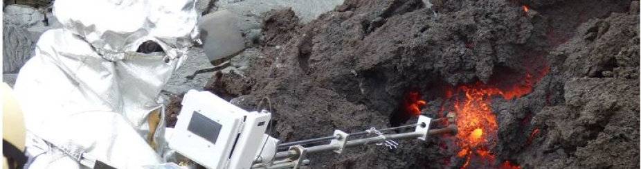 In a field test of their new penetrometer, University at Buffalo researchers gathered viscosity data from lava flows at the Litli-Hrútur volcano eruption in Iceland. Credit: Martin Harris. 