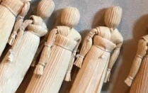 corn husk dolls. 