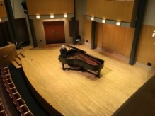 Thomas Moore Plays Feldman’s Evening. 