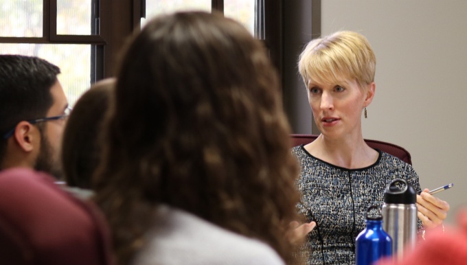 Prof. Wendy Quinton in the Honors Seminar.