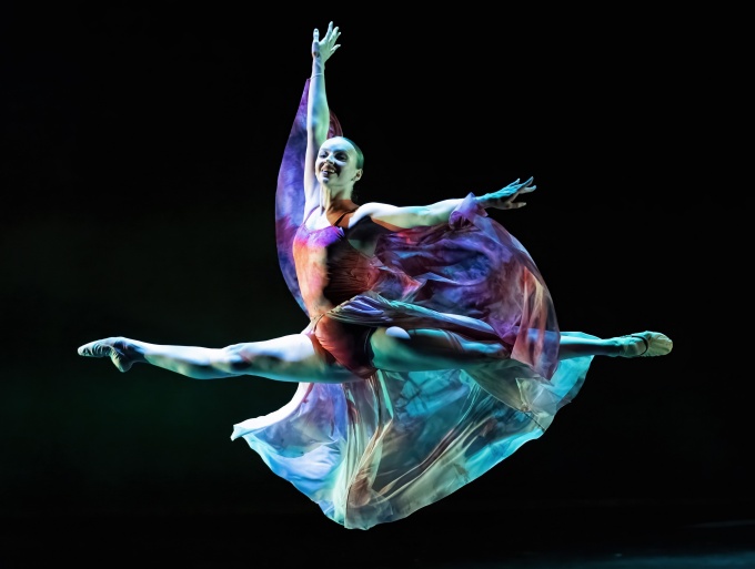 Dancer in mid-air. 